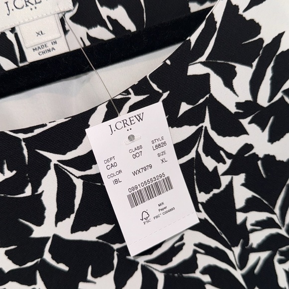 J crew blouse scalloped hem overlap back lined XL NWT abstract floral - Picture 5 of 6